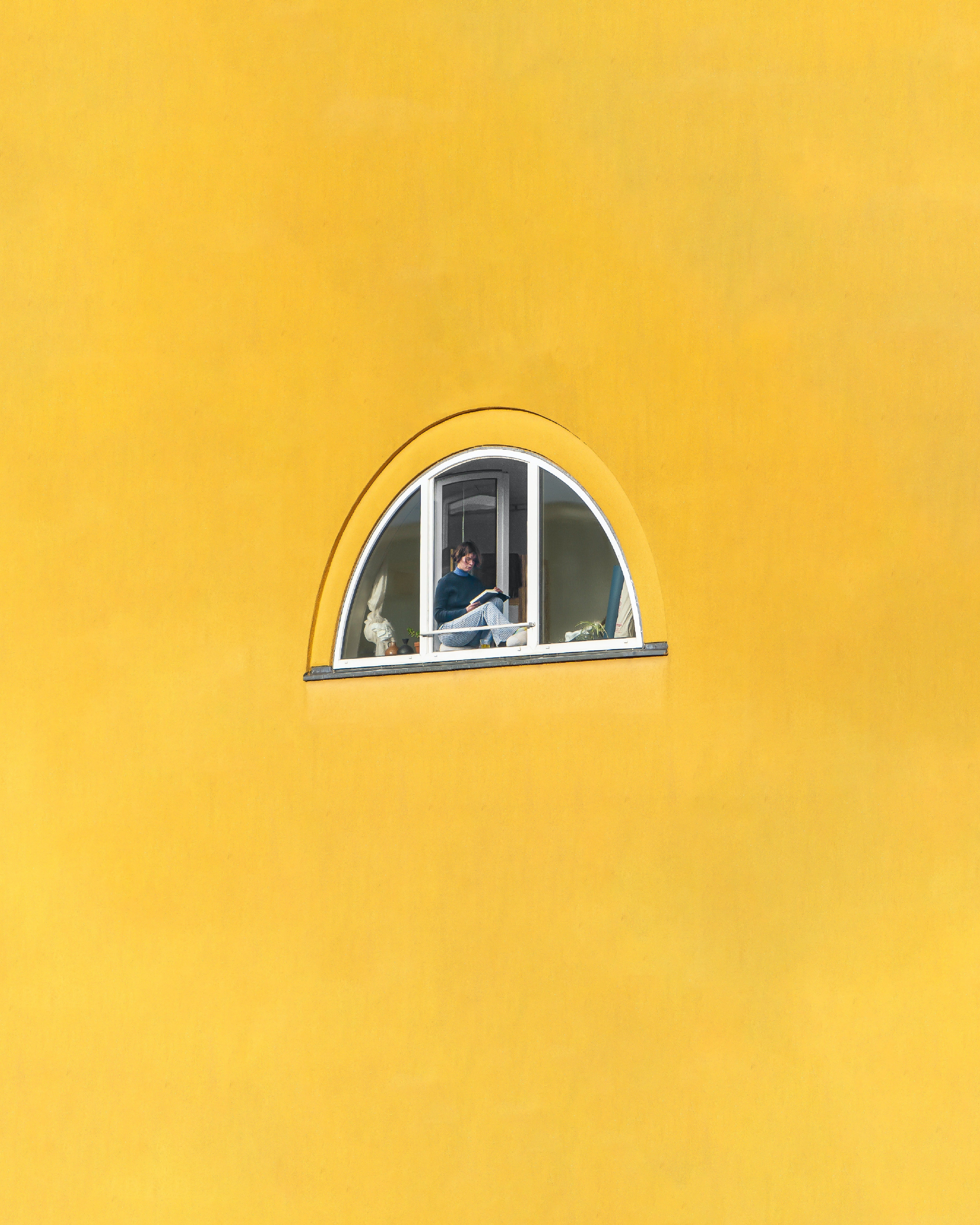 Lonely in Yellow